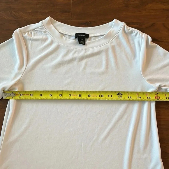 ⭐️3/$15 Dressy White Tee - Picture 5 of 6